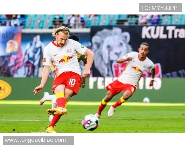 德累斯顿与圣保利比赛分析及战术对比探讨