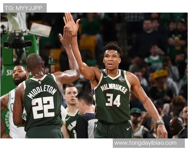 鹈鹕与雄鹿精彩对决视频回放全程回顾与分析