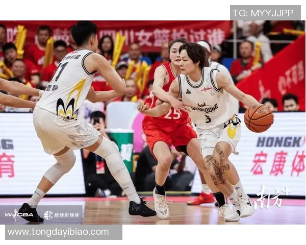 广东女篮对阵沈部女篮精彩比赛录像回顾与分析